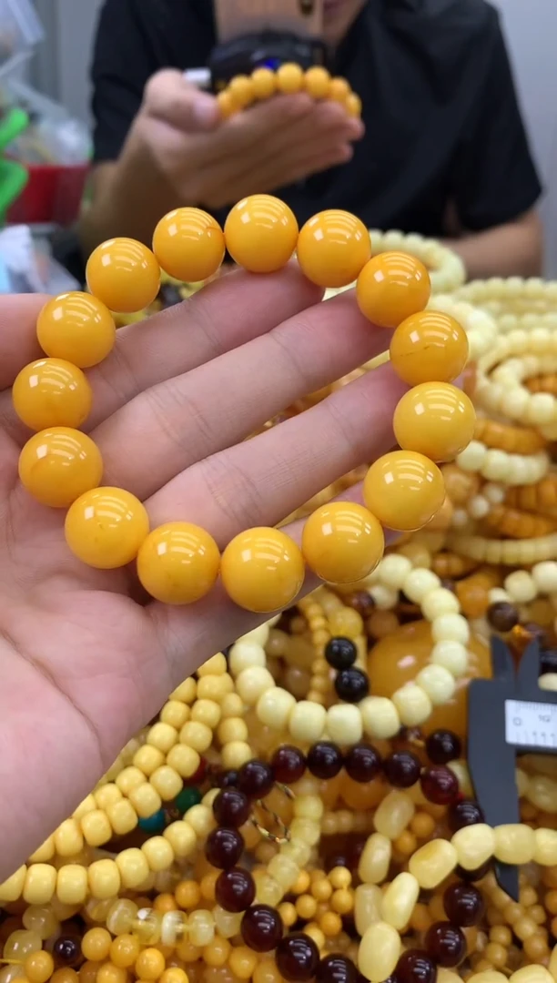 裸石蜜蜡未镶嵌手串