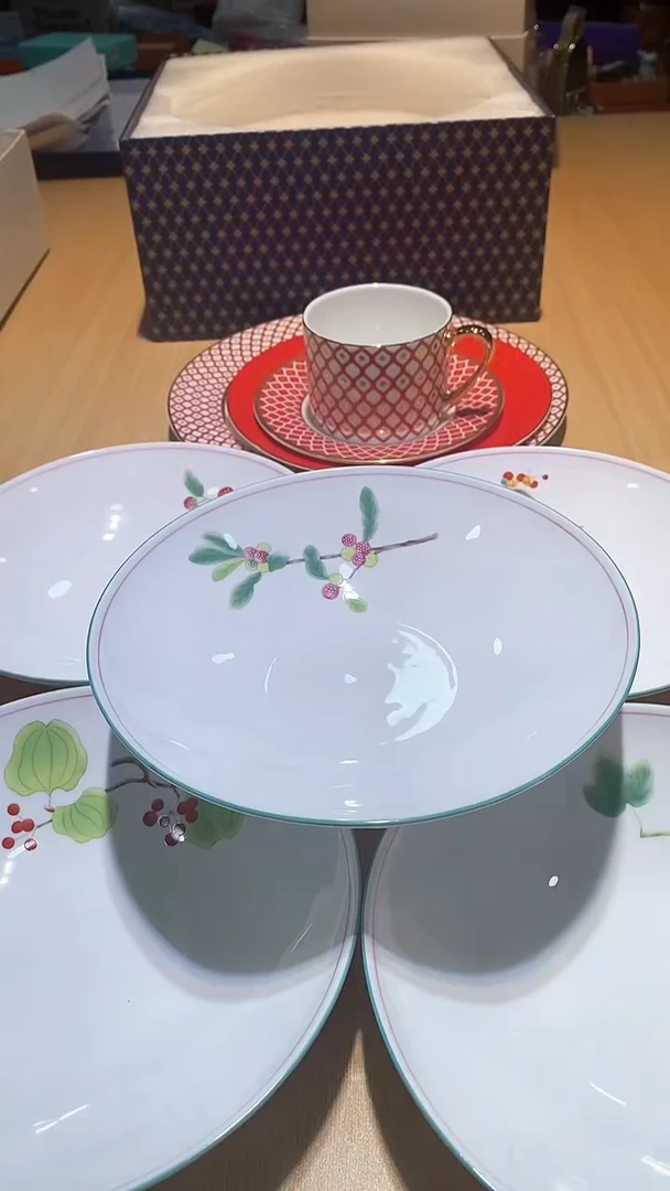 【闪购商品】瓷片锅碗瓢盆一件不剩