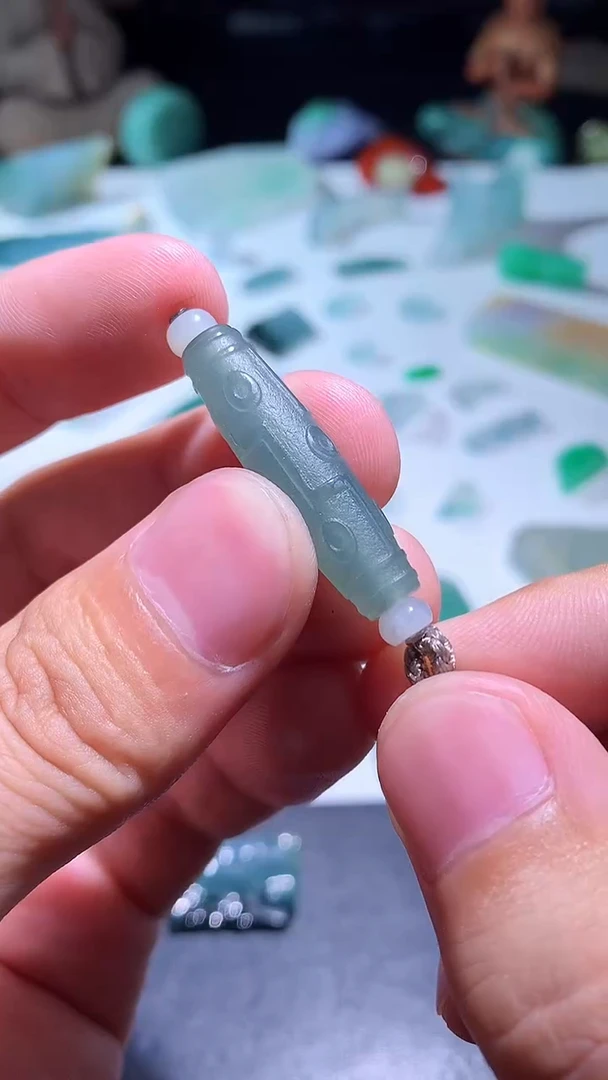 未镶嵌定制翡翠 天珠