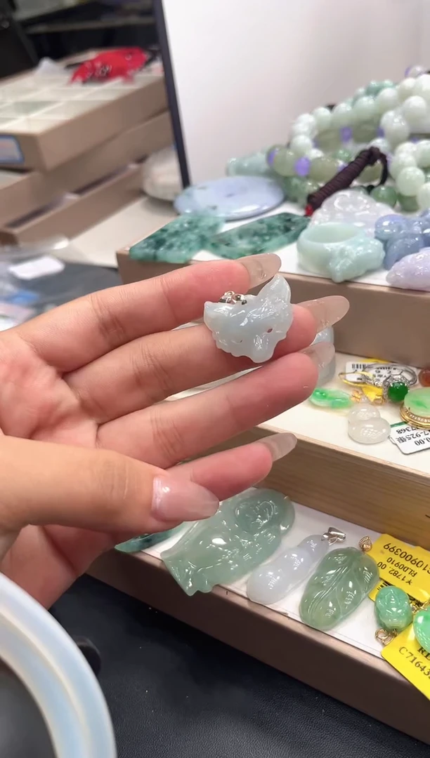 颈饰未镶嵌翡翠050多样性发货