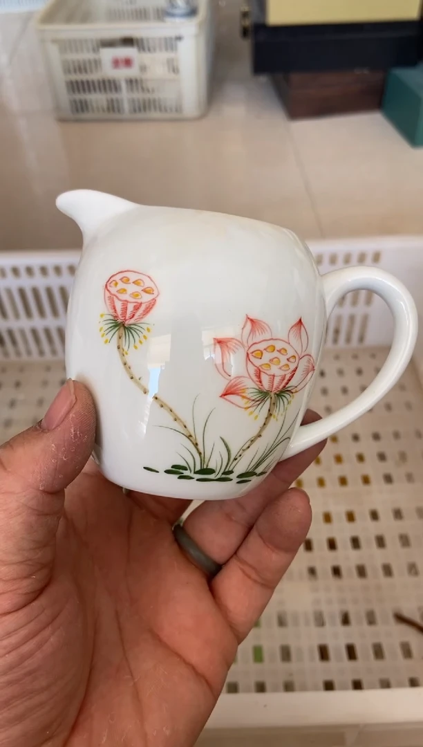 杯无运费险有瑕疵的摄影的产品有使用过的痕迹有点脏介意勿拍
