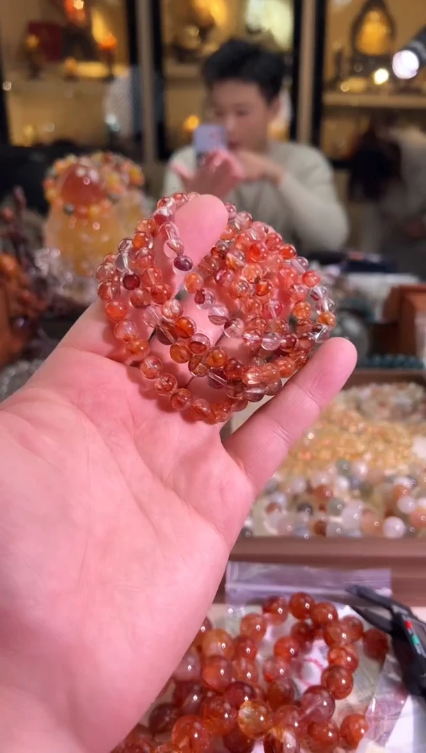 未镶嵌手链水晶7mm+全净红胶花（多样性发一）