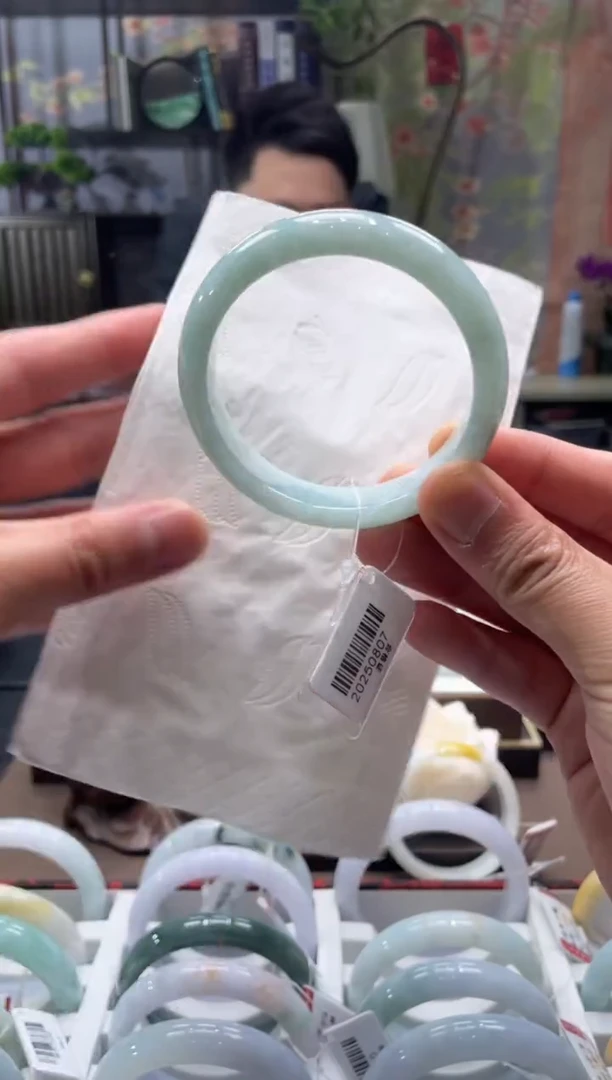 未镶嵌手镯翡翠5892****