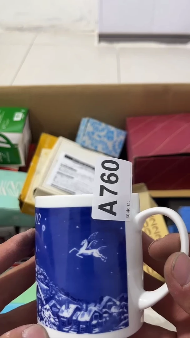 紫砂瓷器水杯一物一拍浪**個瓷器水杯一物一拍
