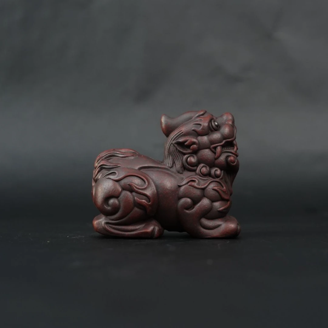 宜兴紫砂 紫 仰天貔貅