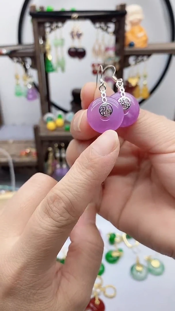 石英质玉（非洲翠）银S925镶嵌耳饰300