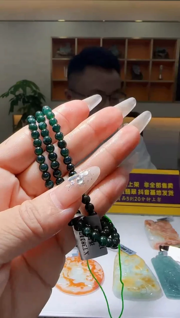 未镶嵌定制翡翠Q63735翡翠多样性发一