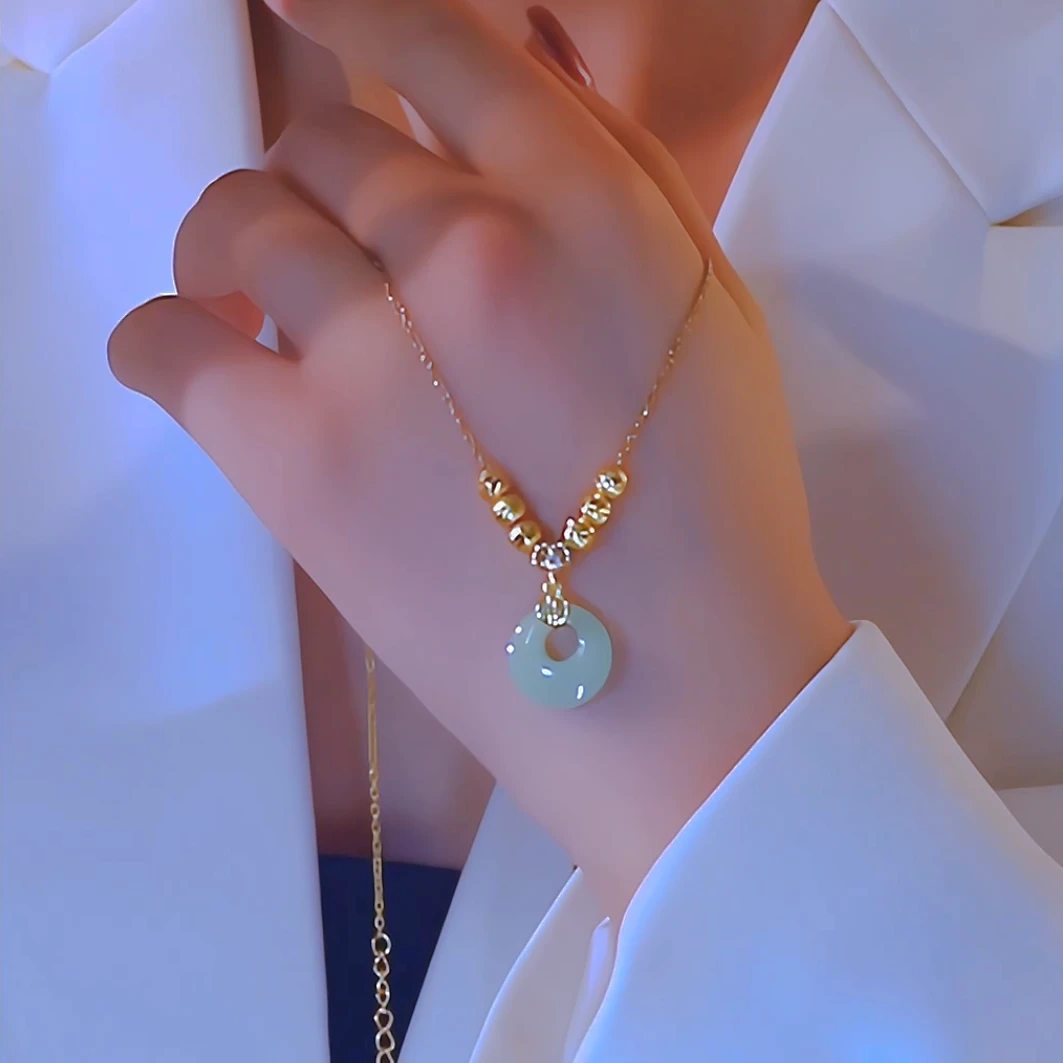 钛钢项链 六福珠珠锁骨链吉祥如意锁吊坠精致简约平安锁女项链