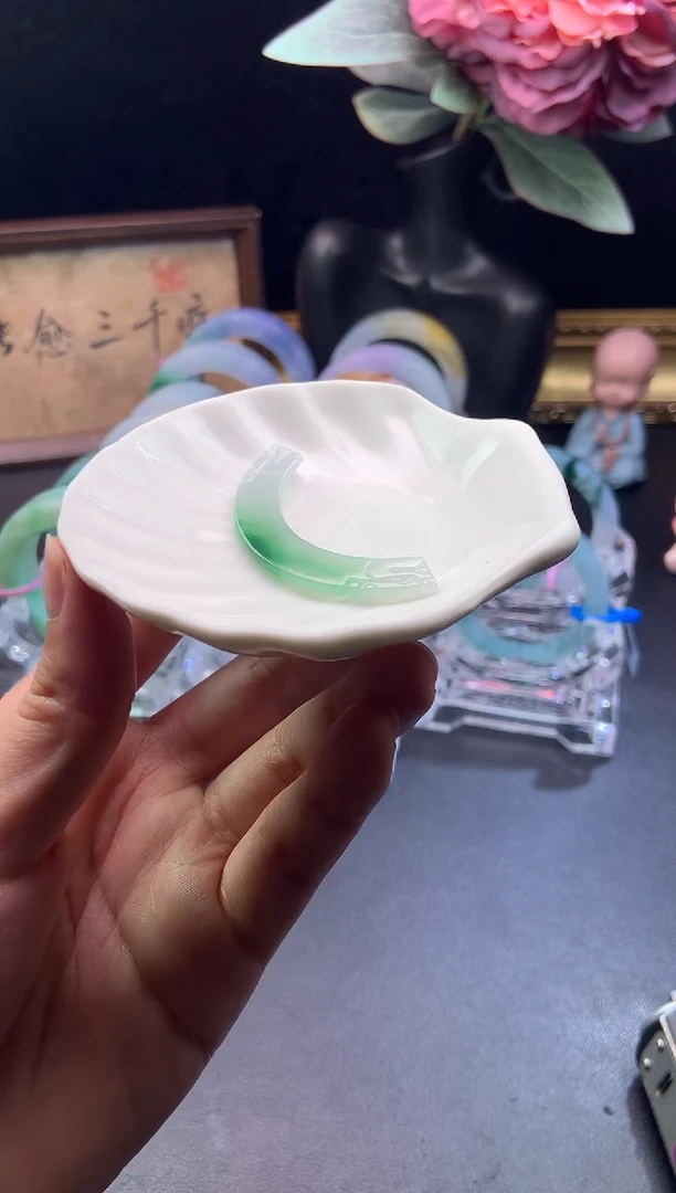 未镶嵌玉璜定制翡翠玉璜