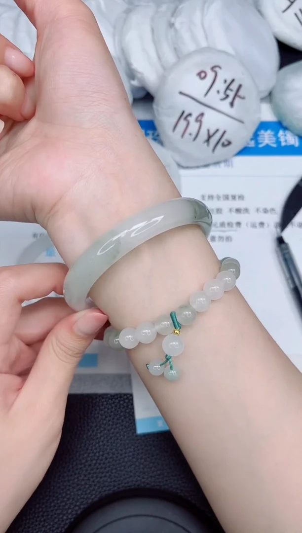 石英质玉手镯未镶嵌203-61.2