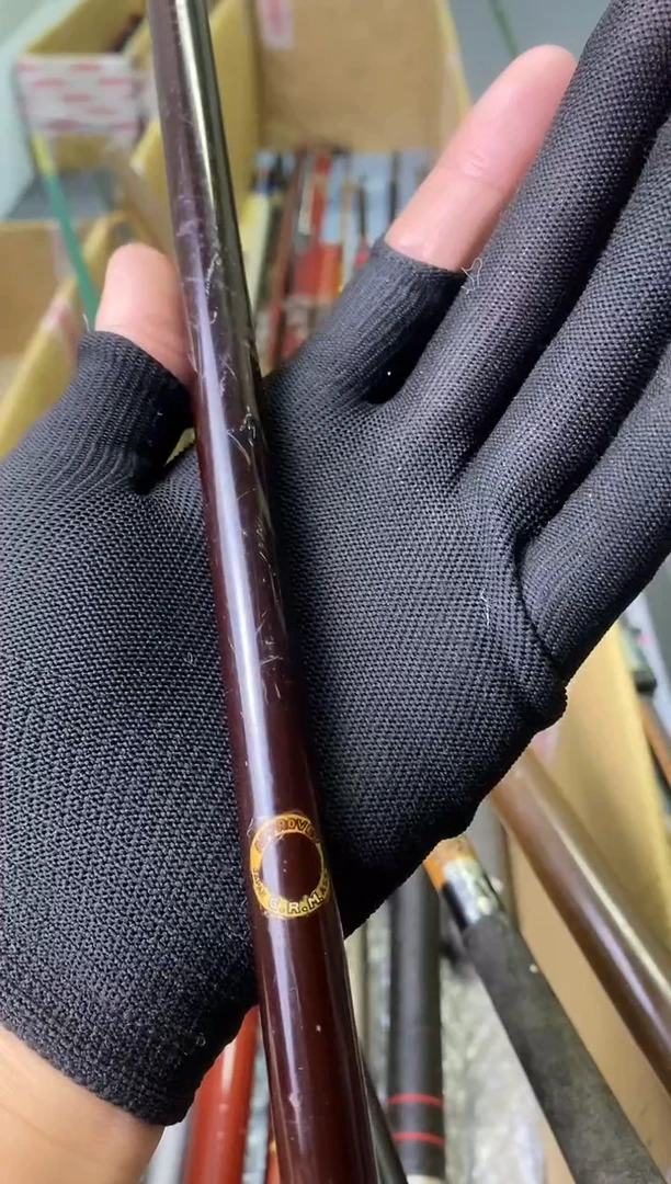 愿****，孤品微瑕思加10元发顺丰慎拍
