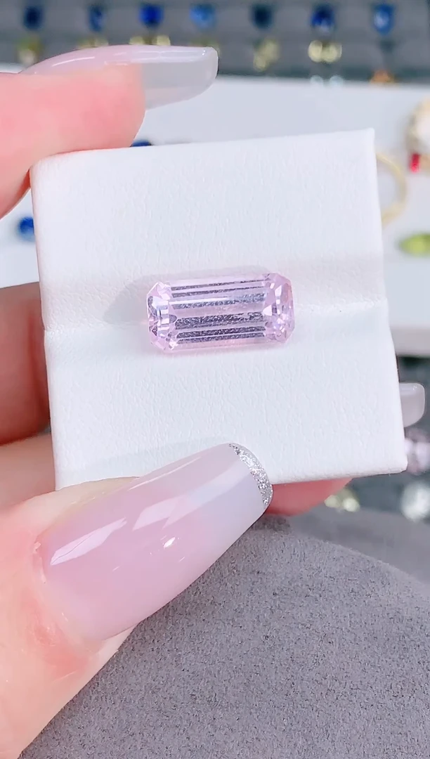 未镶嵌锂辉石裸石5.23ct