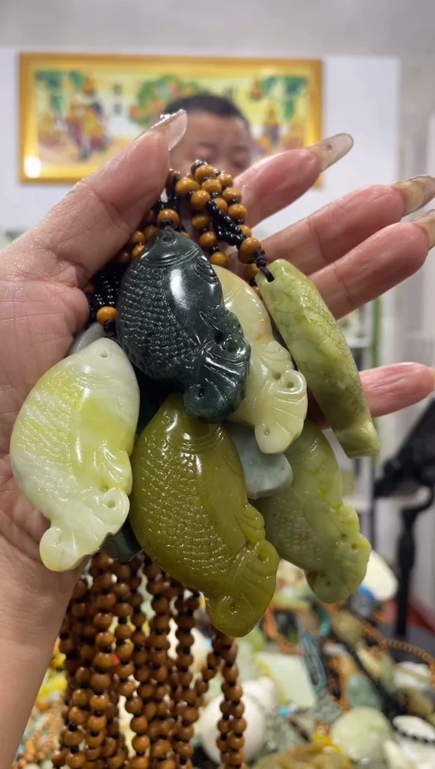 【闪购商品】岫玉吊坠未镶嵌多样性发货其中发一件