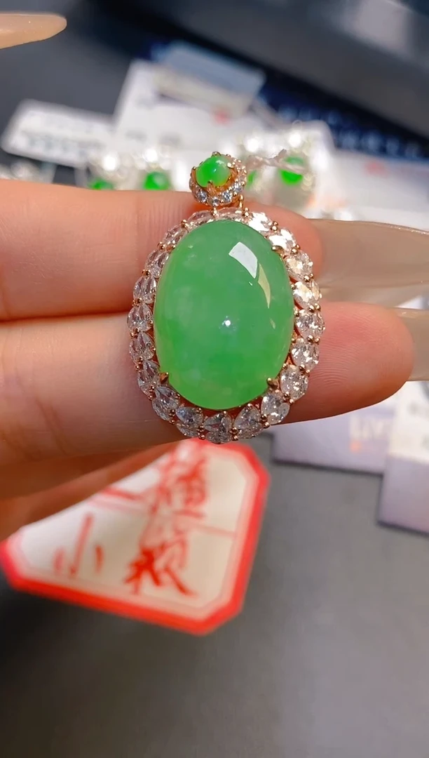 翡翠银S925镶嵌耳饰天然