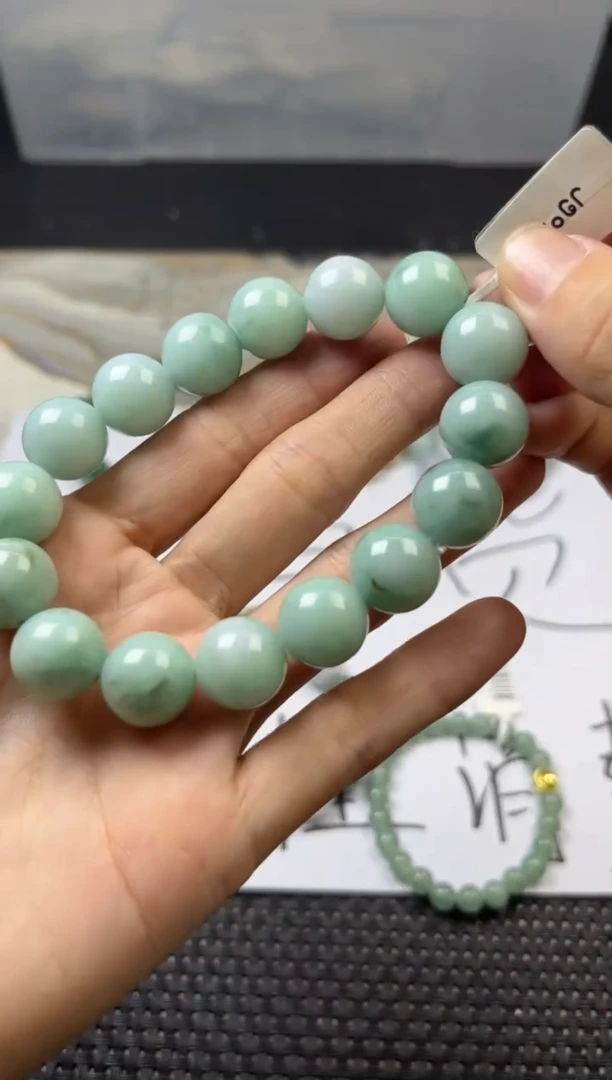 未镶嵌定制翡翠翡翠
