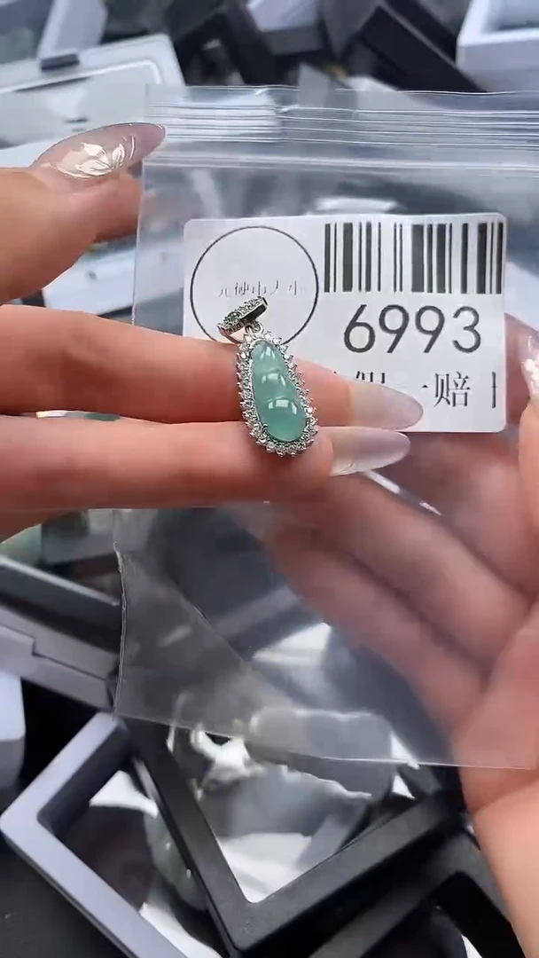 吊坠(不含链)未镶嵌翡翠6993