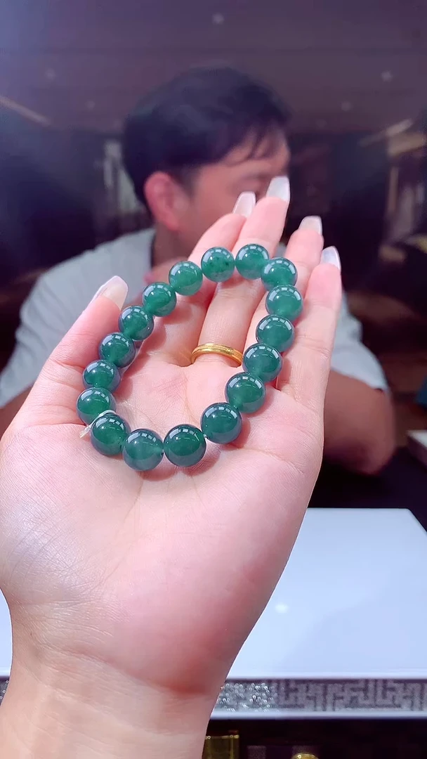 翡翠未镶嵌颈饰天然翡翠(拍一发三）