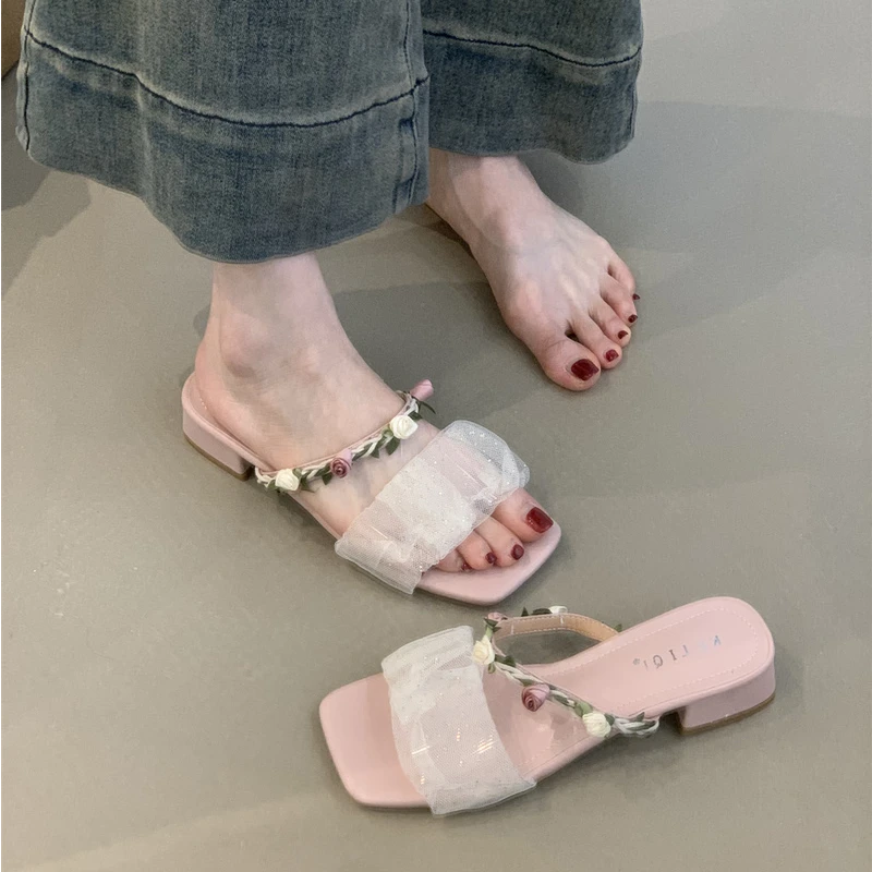 韩菲XLY-003-13温柔凉拖鞋女2025年夏季花朵露趾粗跟一字凉鞋女鞋