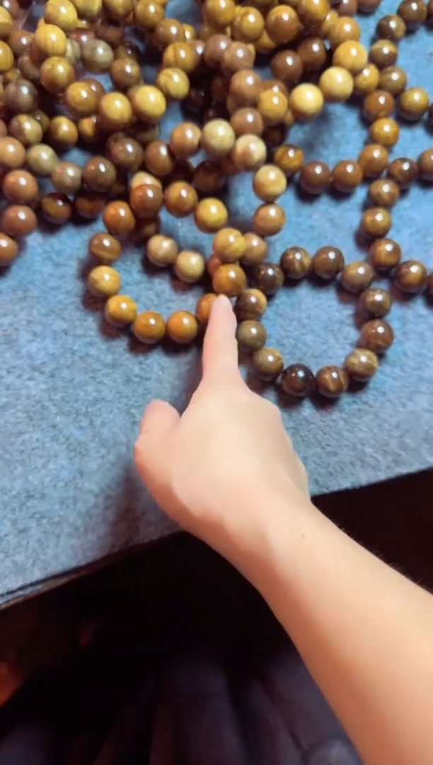 金丝楠小叶桢楠90黄料2.0树根花纹手串
