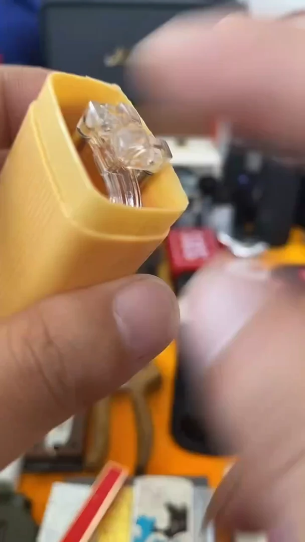 瓷片闪购商品 如图所示
