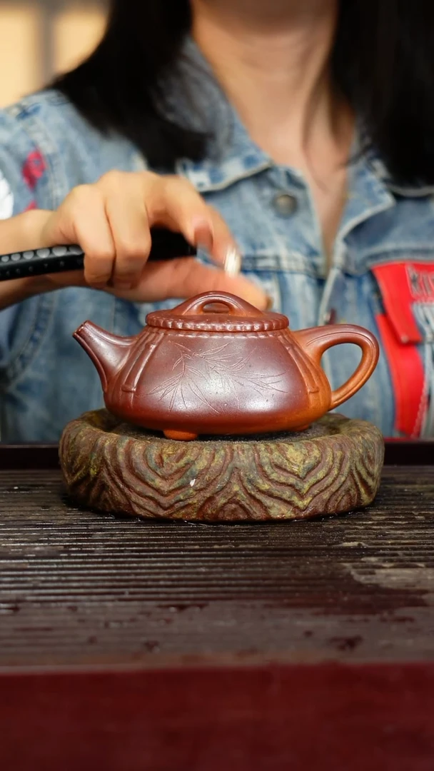 宜兴原矿紫砂壶茶壶宜兴原矿紫砂壶茶壶250C