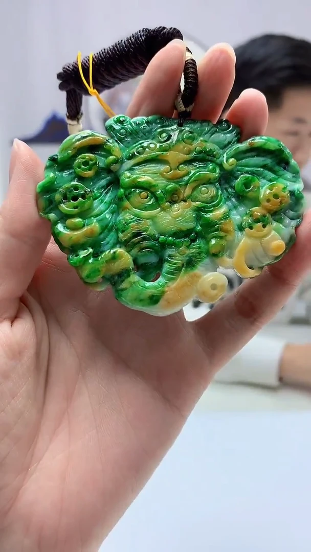 【闪购商品】定制翡翠未镶嵌4917zm-毛货挂件204