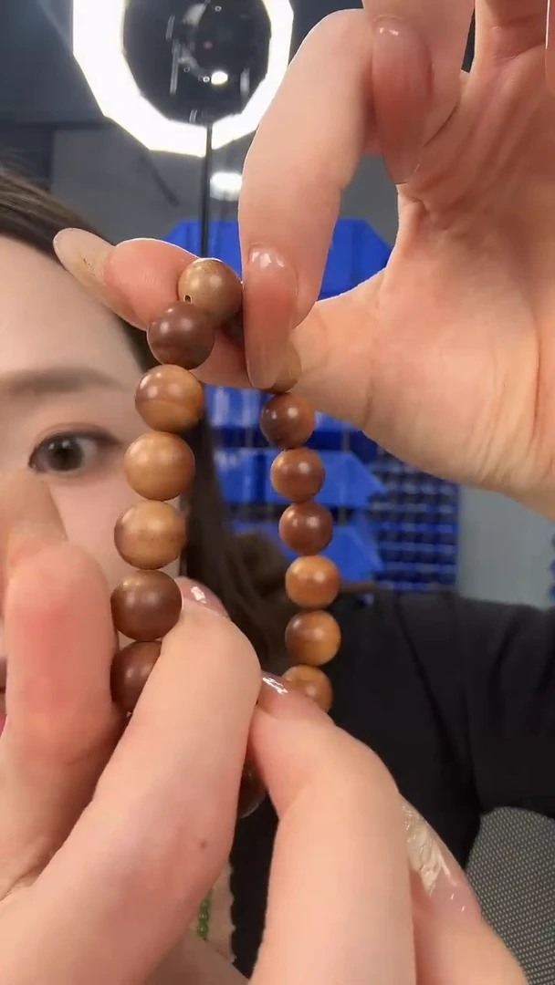 【闪购商品】檀香木手串/手链檀香沉水素串10MM单圈手串
