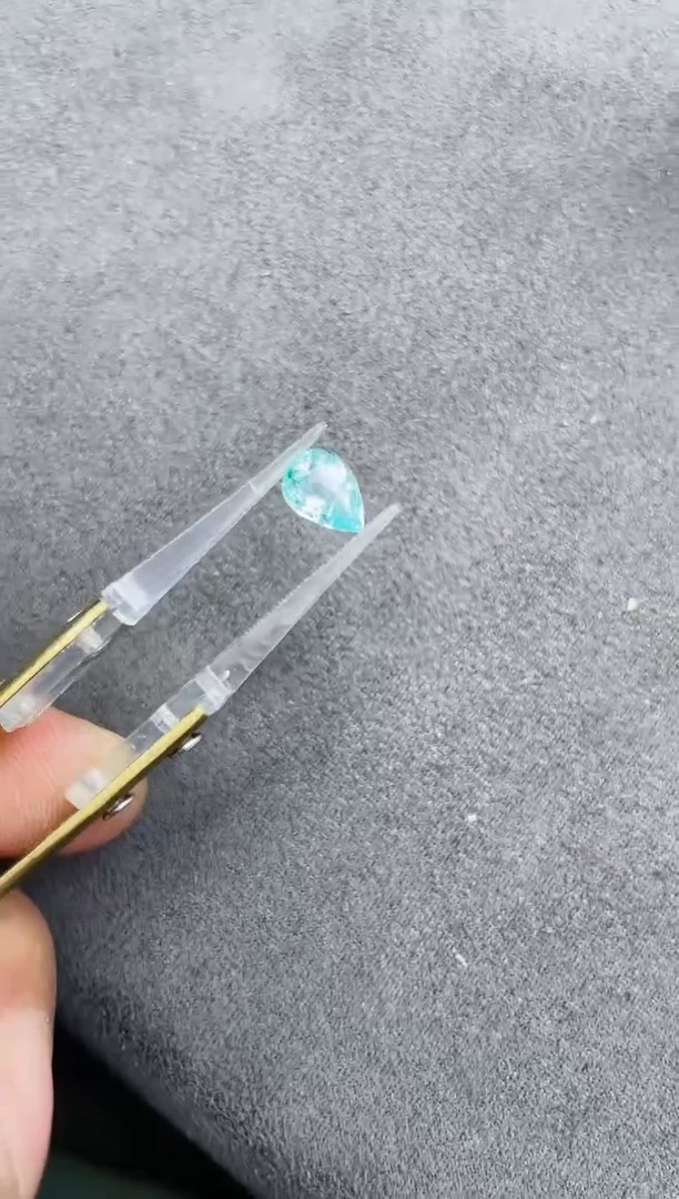 未镶嵌裸石帕拉依巴碧玺1.41ct