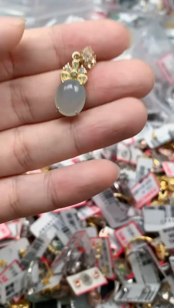 翡翠戒指银S925镶嵌天然缅甸翡翠