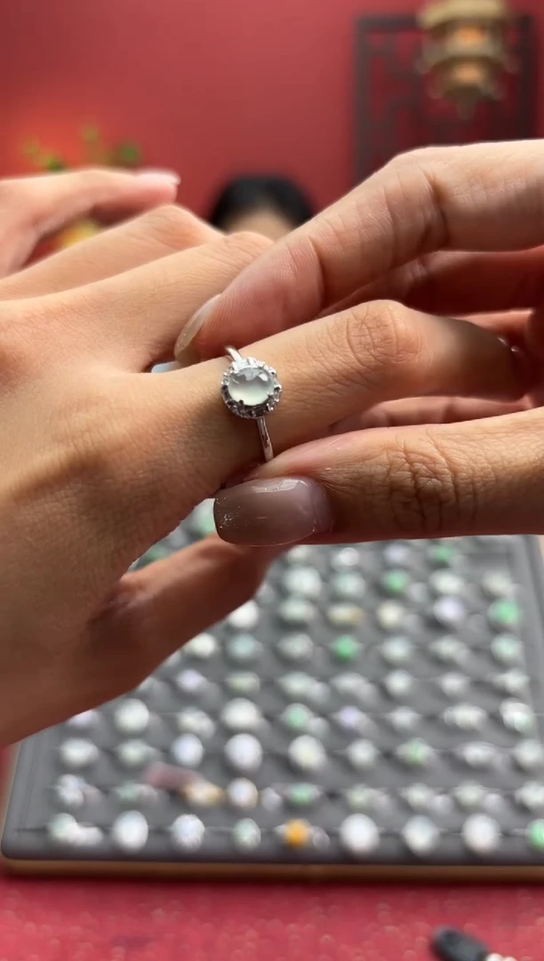 银S925镶嵌手链翡翠小**?002892r