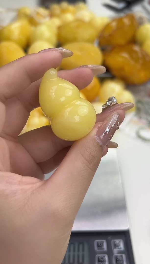 裸石琥珀未镶嵌天然琥珀蜜蜡吊坠