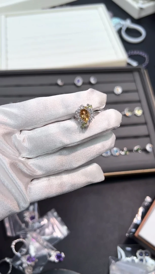 【闪购商品】黄晶戒指银S925镶嵌99B多样性发其一/1个