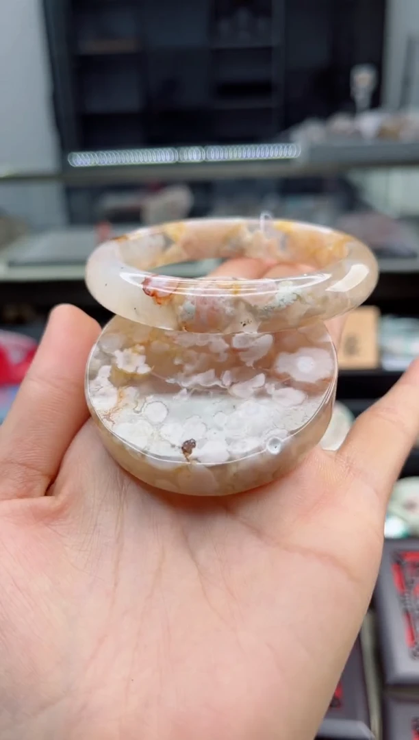 石英质玉手镯未镶嵌59圈口（赠送镯心）6863966