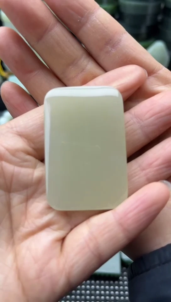 未镶嵌和田玉珠宝半成品牌子