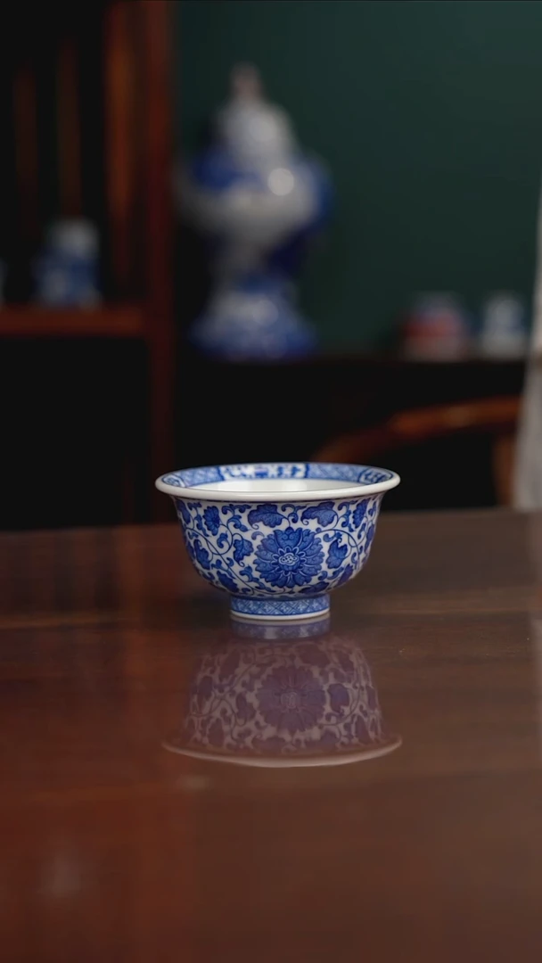 晓月柴窑 缠枝压手杯