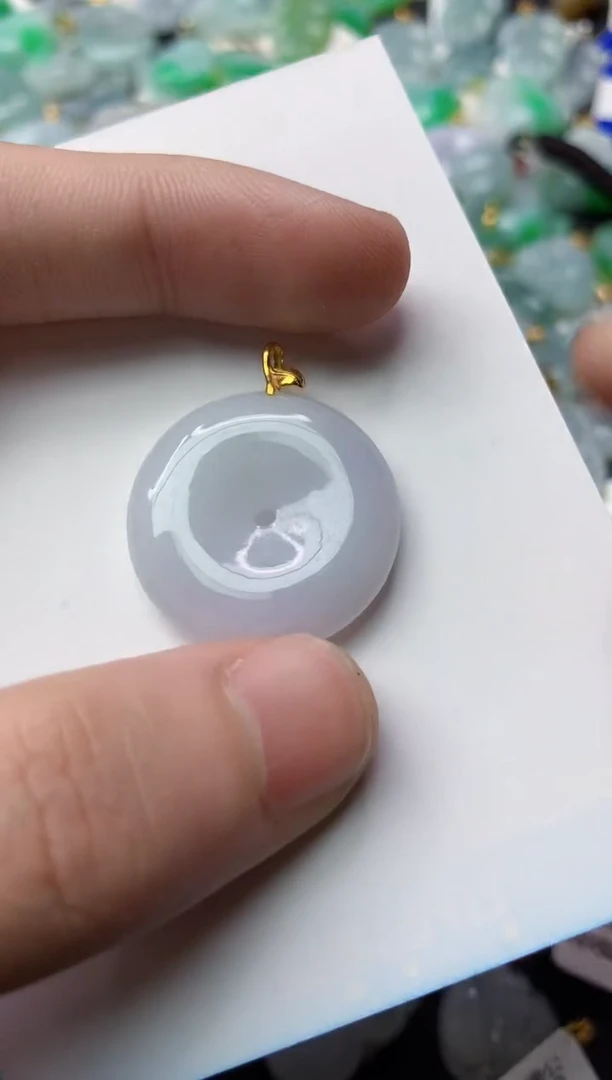 【闪购商品】翡翠颈饰18K金镶嵌74...........