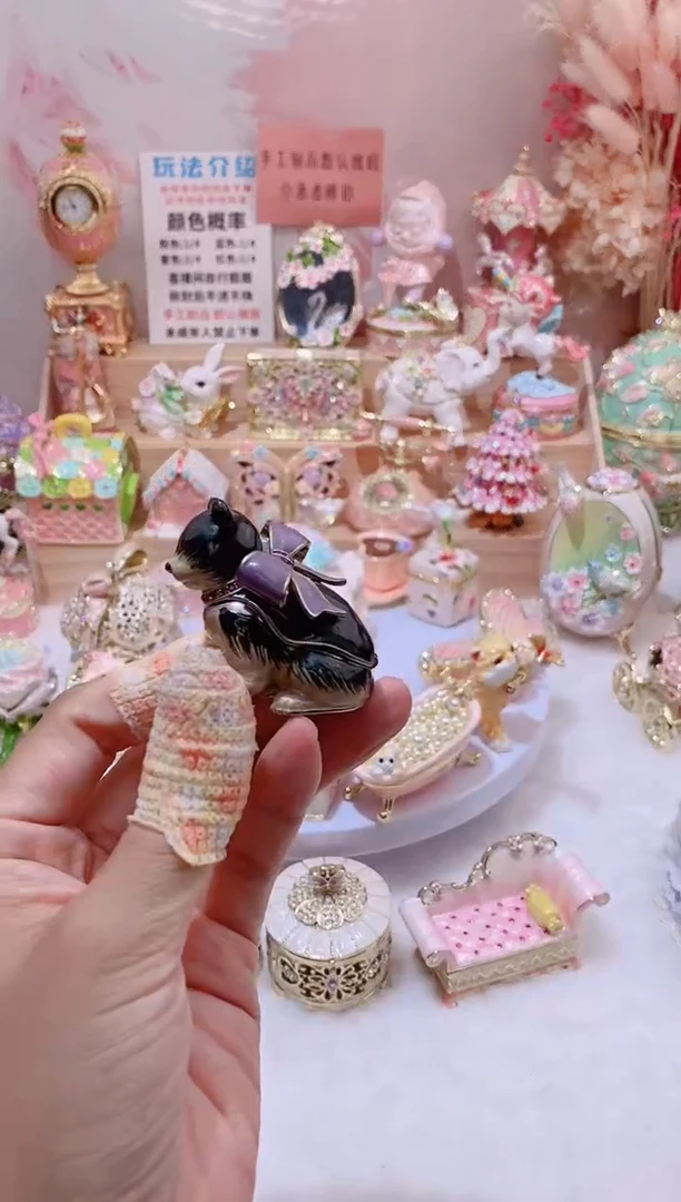 合金珐琅彩首饰盒摆件