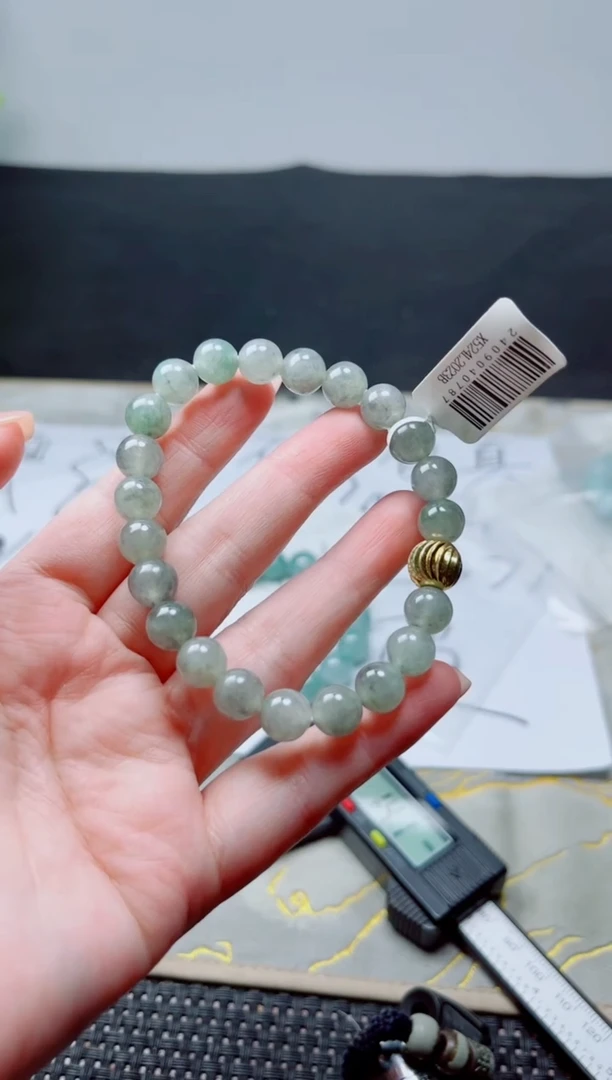 未镶嵌定制翡翠翡翠