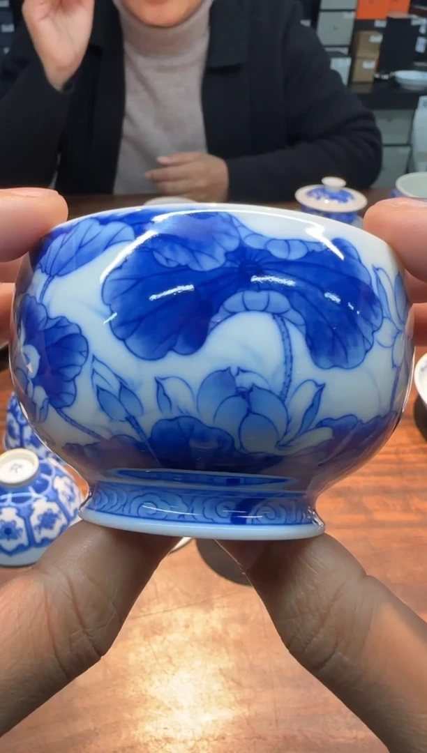 【闪购商品】妙色 柴窑满荷圆融杯