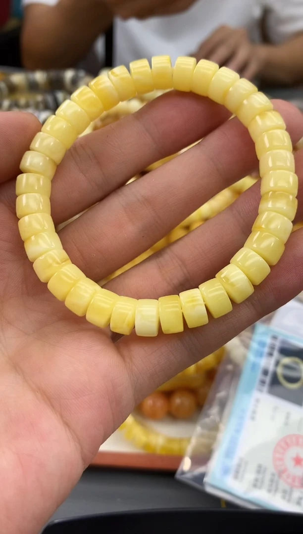 未镶嵌蜜蜡裸石手串