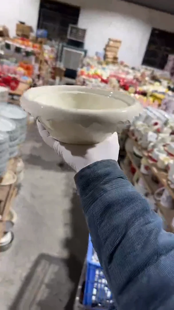 陶瓷奶油反边碗微瑕 凑满20元包邮