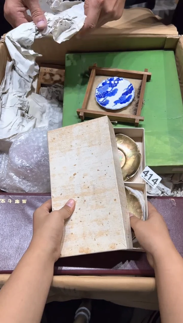 瓷片?*漏414........
