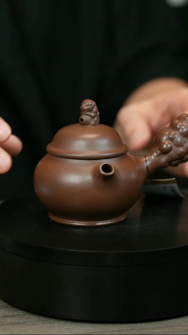 茶壶紫砂@**.H2158赵信军瑞兽唐羽