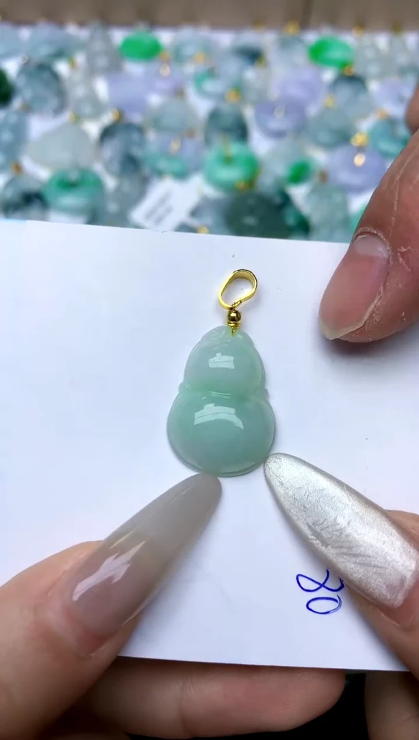 【闪购商品】翡翠颈饰18K金镶嵌天然A货翡翠