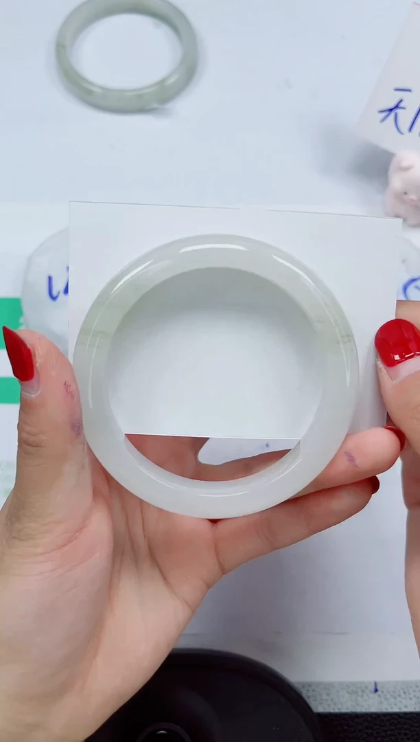 石英质玉手镯未镶嵌252-58/59