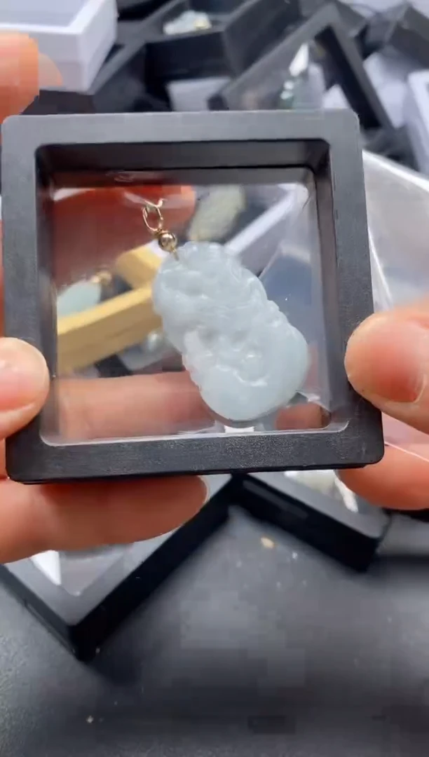 翡翠未镶嵌吊坠(不含链)3168