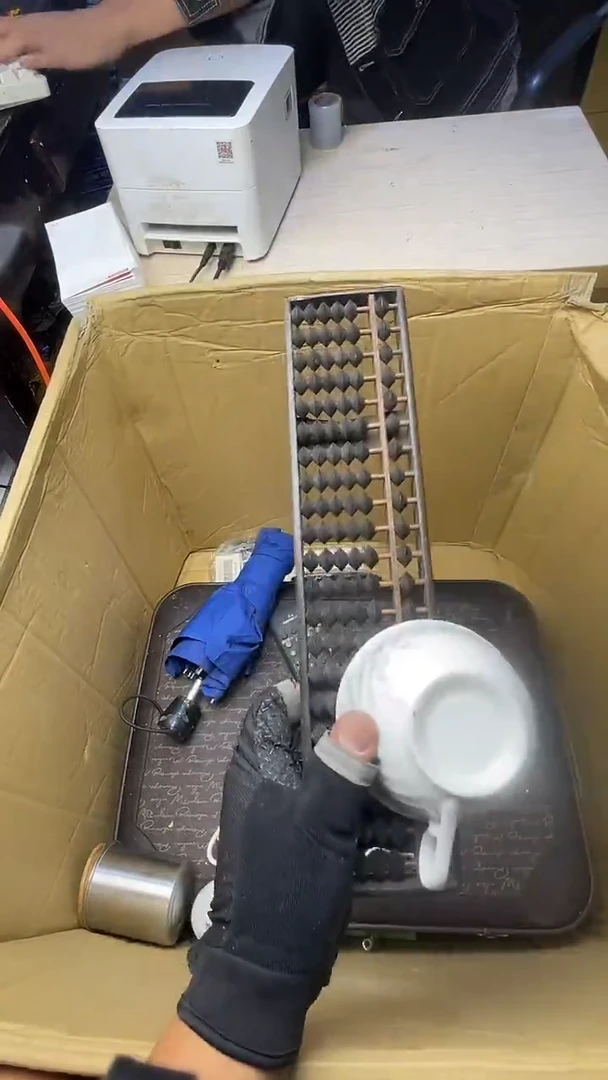 哑*塔二手商品不退不换