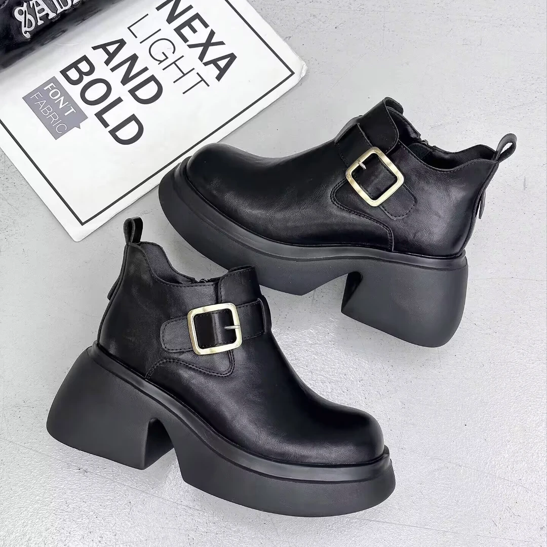 女靴马丁靴秋冬新款英伦风休闲瘦瘦靴金属加绒短靴女11086