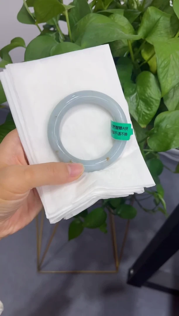 翡翠手镯未镶嵌00008804