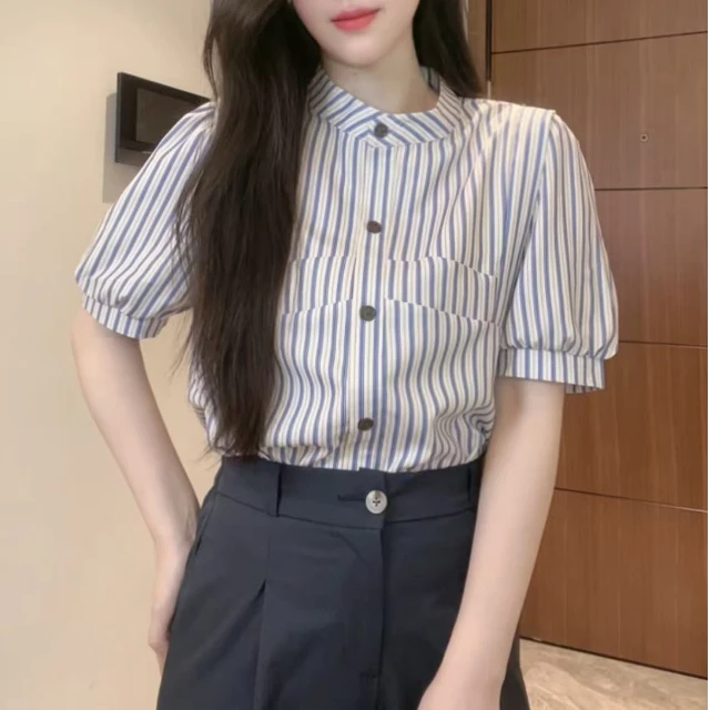 2025年夏季新款条纹立领短袖衬衫女时尚洋气衬衣外套短款气质上衣